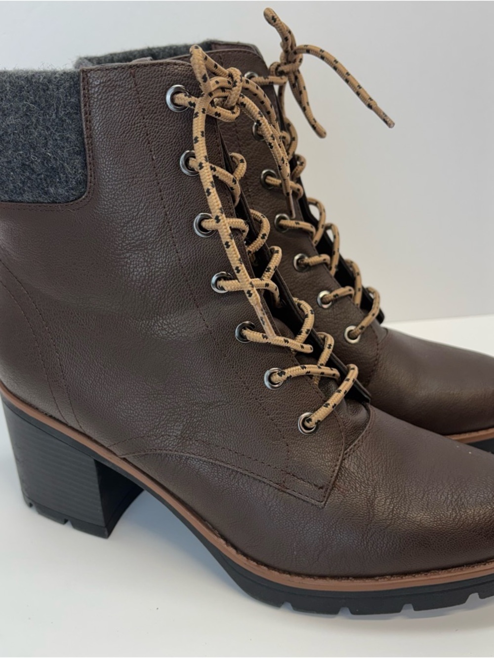 Naturalizer Madalynn Brown Lace-Up Boots Women Size 11 M Vegan Leather - Picture 2 of 9